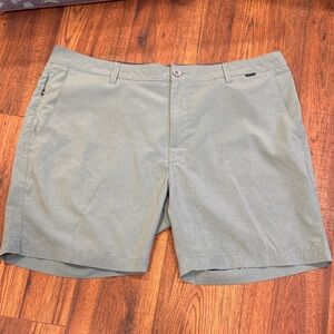 7 Diamonds Men's Light Green Flat Front Shorts 38